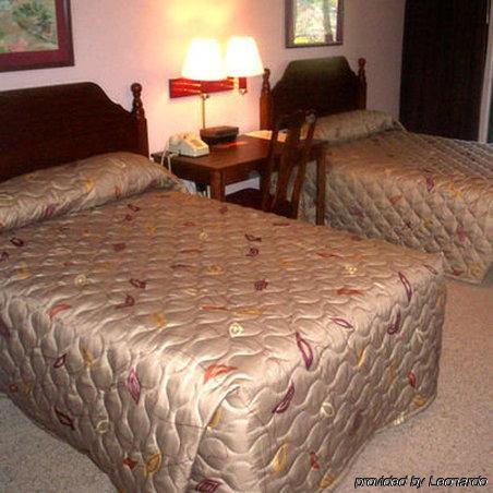 Rime Garden Inn & Suites Irondale Номер фото