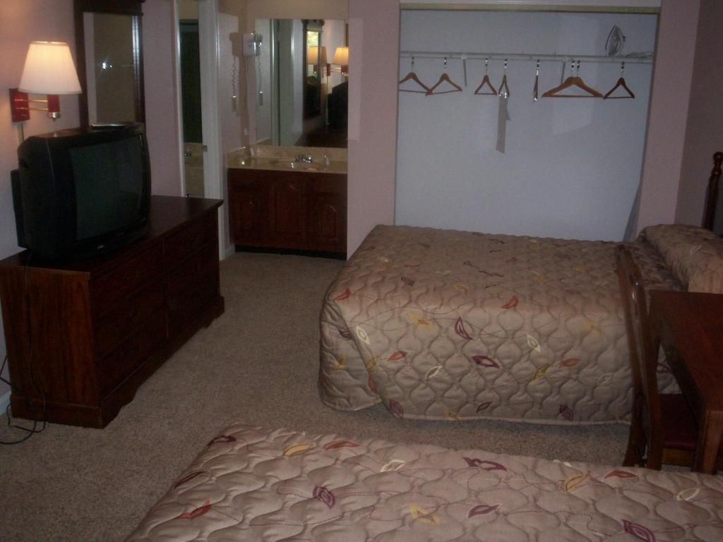 Rime Garden Inn & Suites Irondale Номер фото