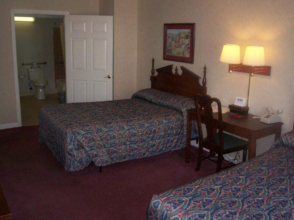 Rime Garden Inn & Suites Irondale Номер фото