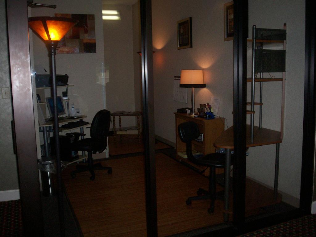 Rime Garden Inn & Suites Irondale Экстерьер фото